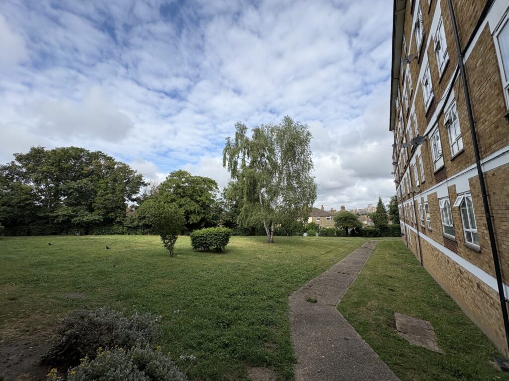 Tattersall Close - Eltham - London - SE9