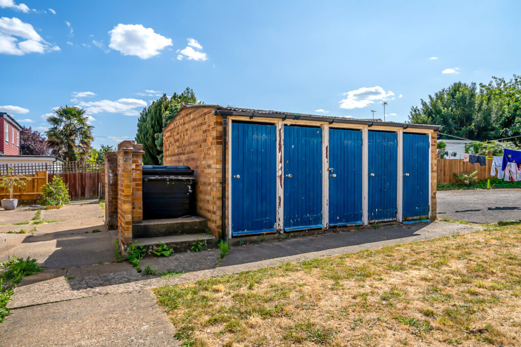 Swingate Lane - Plumstead - London - SE18