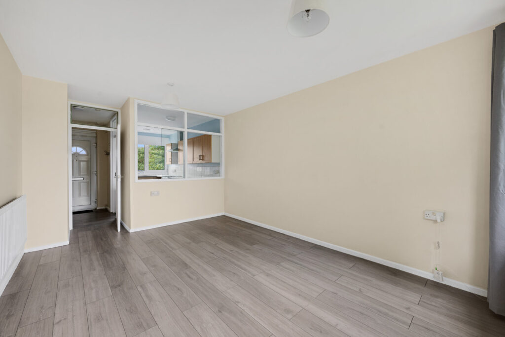  Heathfield Terrace - Plumstead - London - SE18